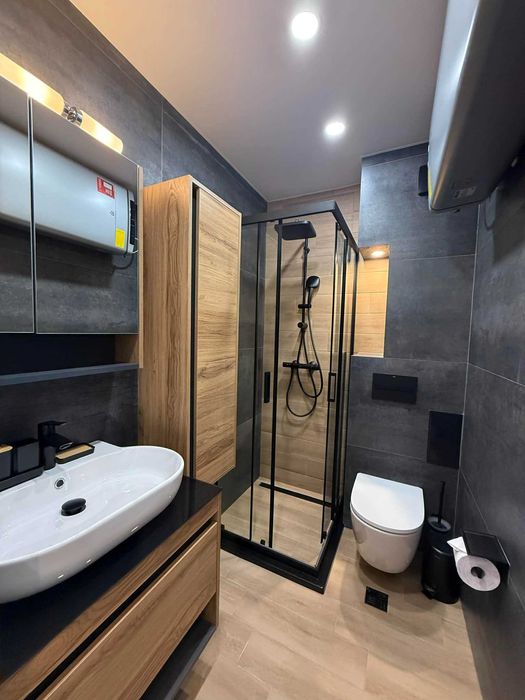 Продава се Тристаен апартамент в Варна, м-т Пчелина - 84 кв.м за 1573 €/кв.м - Снимка #11