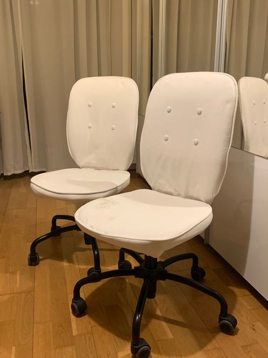 Scaune de birou albe, funcționale – preț mic