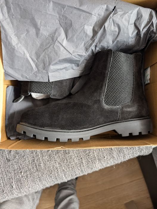 OMBRE - Cizme chelsea din piele intoarsa