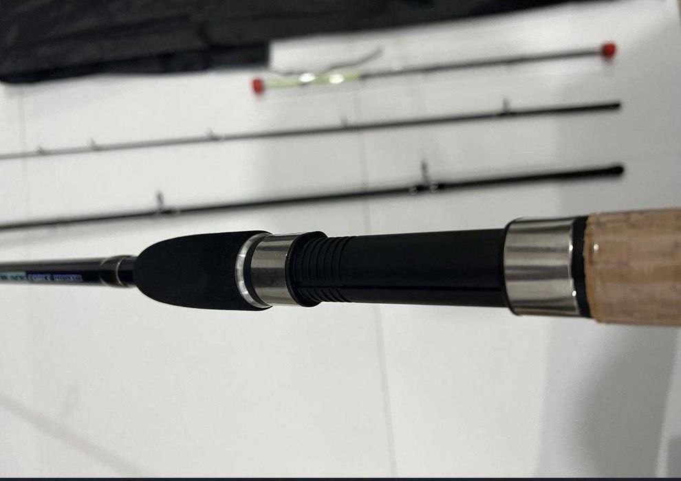 Lanseta Feeder FL Black Force Actiune 60-180g -LUNGIMI DIFERITE