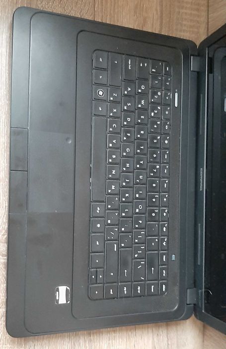 Ноутбук HP Compaq CQ57