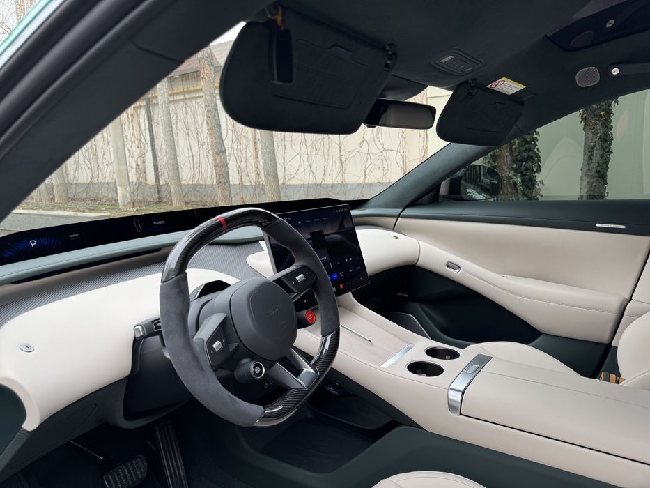 Xiaomi Yu 7 Max full carbon