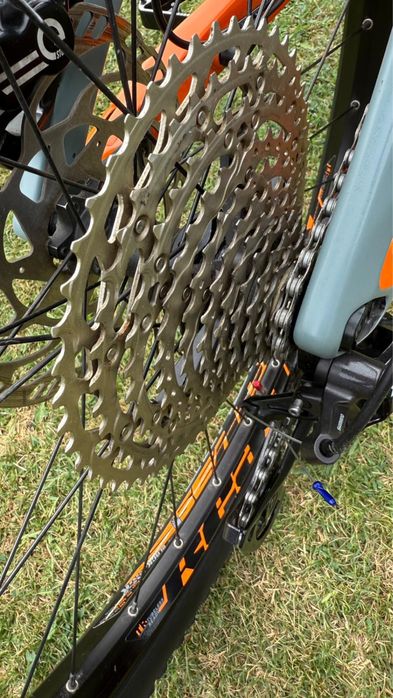 Vând bicicletă electrică de munte Conway Xyron S727