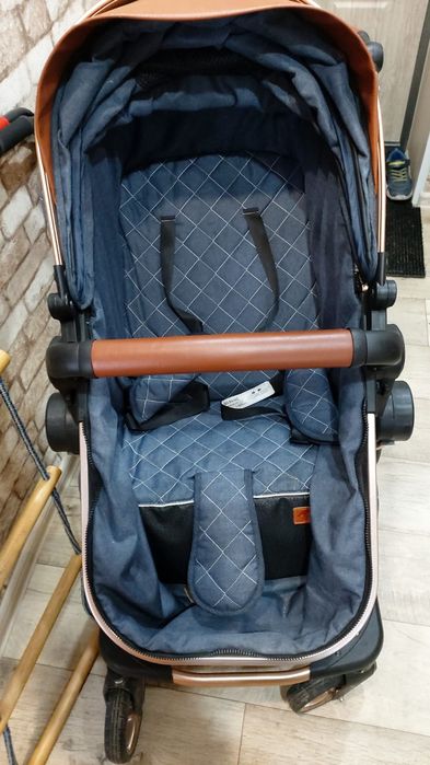 Продам детскую коляску