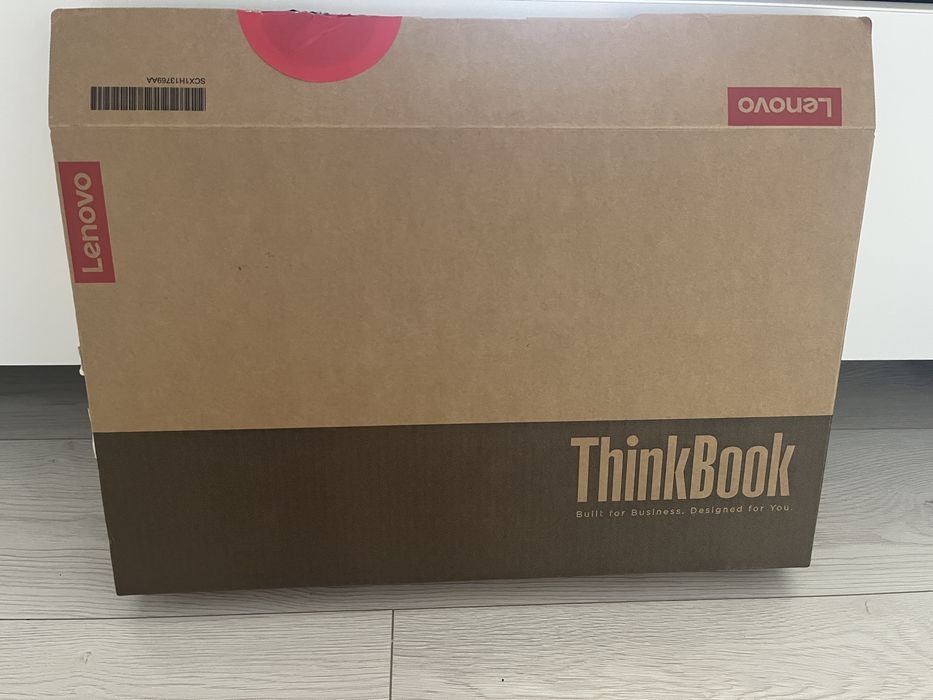 Laptop lenovo i7 ultra ca nou
