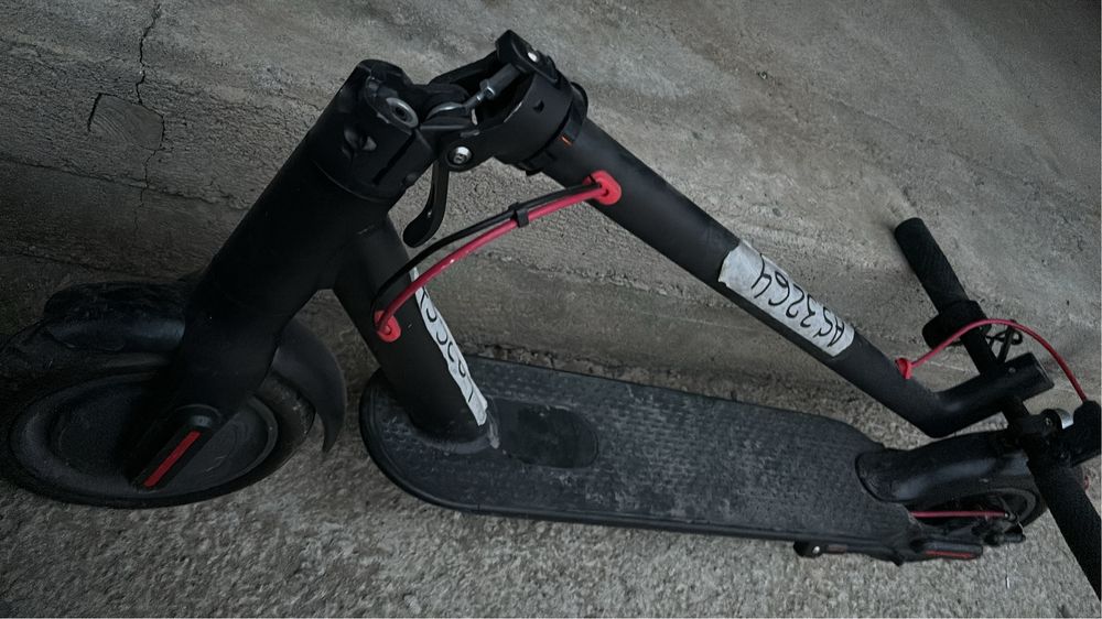 Кровать и шкаф продается