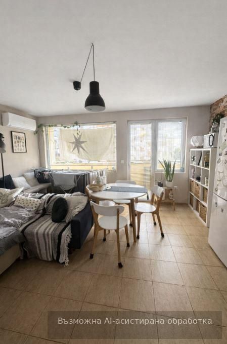 Дава се под наем Многостаен апартамент в Варна, ВИНС - 110 кв.м за 1186.77 € - Снимка #1