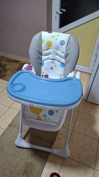 Scaun de masa bebe