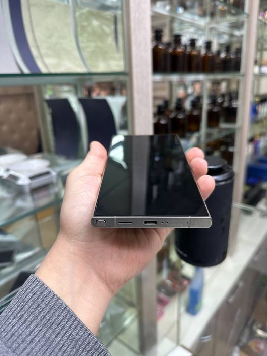 Samsung S24 Ultra 12/256Gb orginal