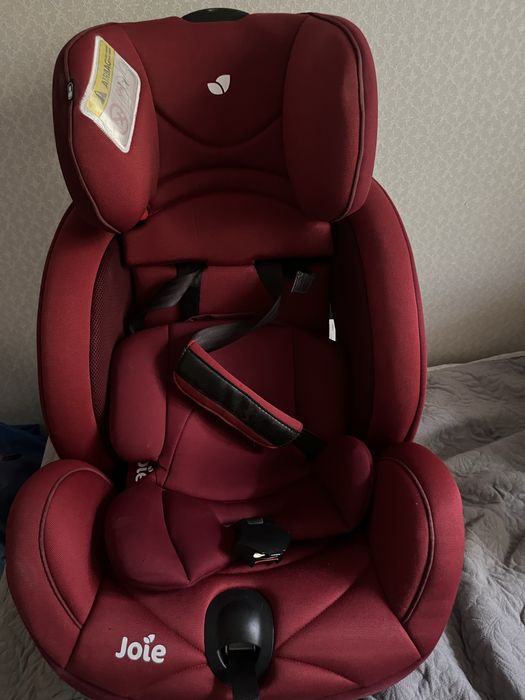 Автокресло фирма Joie