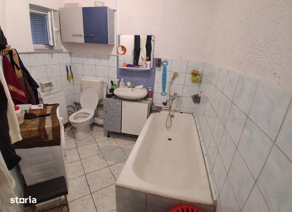 2 camere decomandat Canta 54 mp bloc 1980 Cod:160448