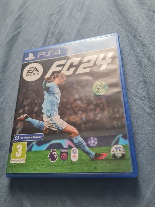 Vând fifa 2024 în stare bună