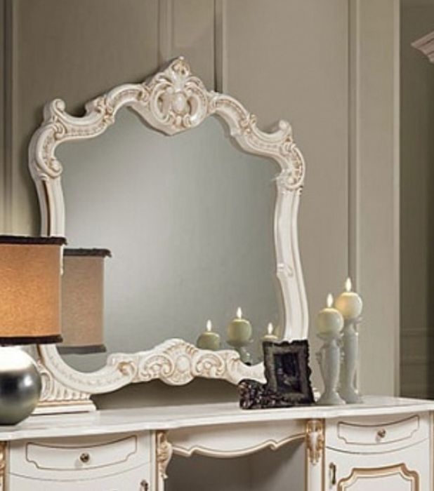 Зеркало новое, Лорено