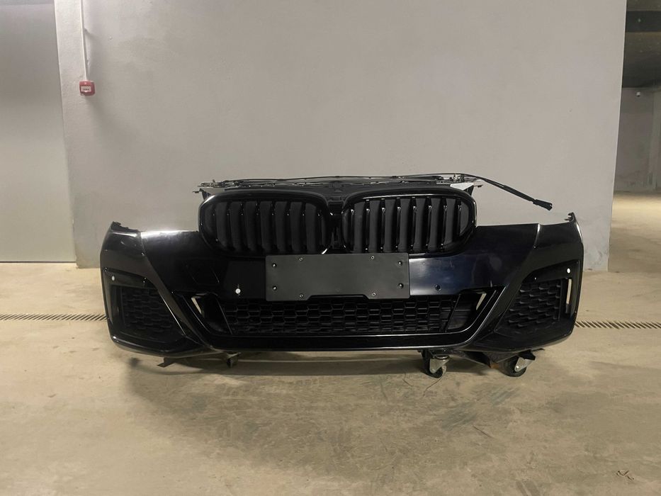 предна броня и преден панел за BMW 5 G30 LCI M SPORT