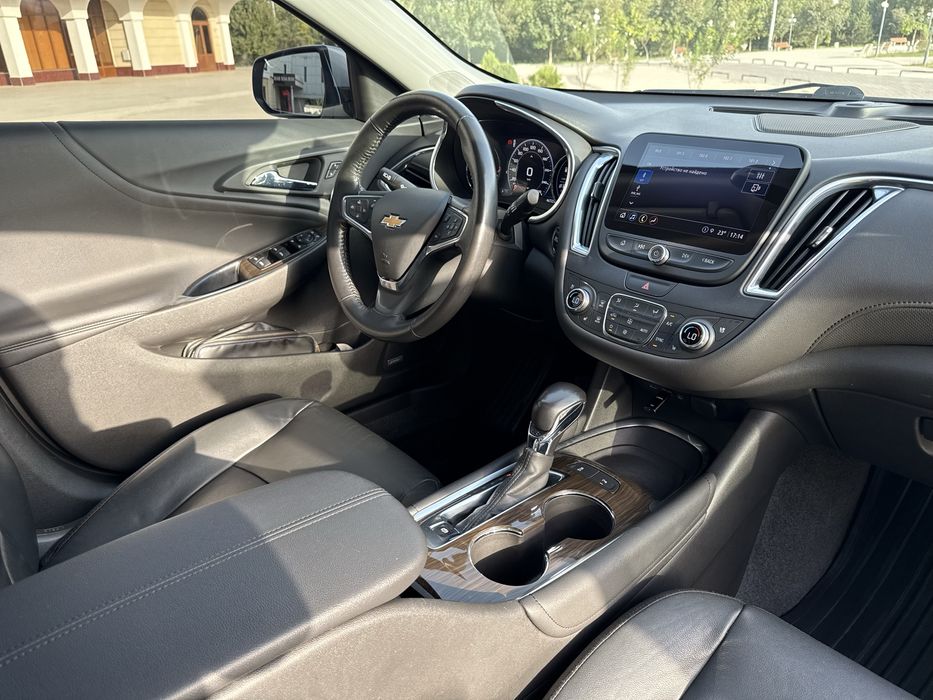 Chevrolet Malibu 2 Premier 2022