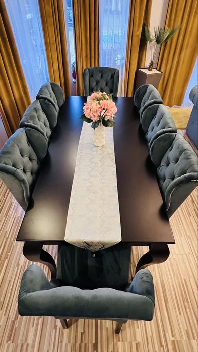 OCAZIE ! Vand masa si 8 scaune