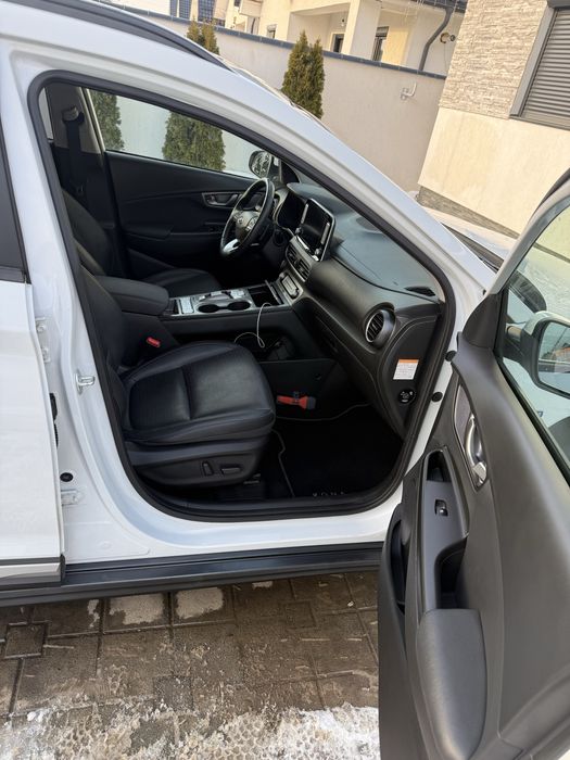 Hyundai Kona electric 64kw extra full