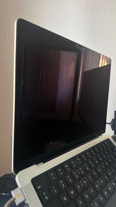 Apple MacBook pro m4 '14 24gb ram , 512 gb ssd