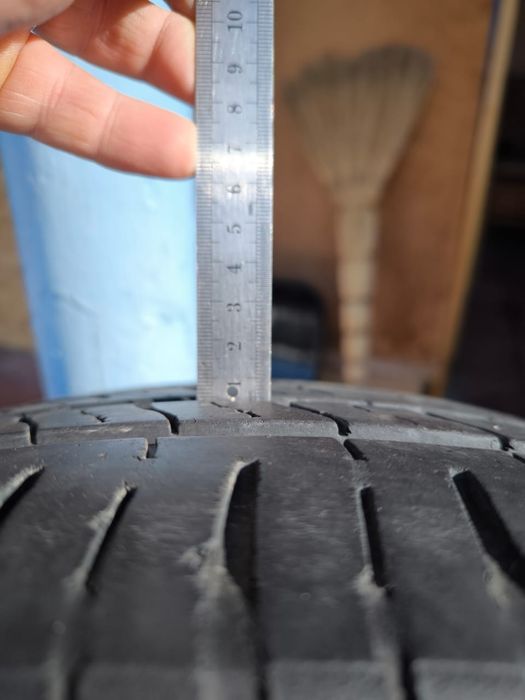 Продам шыны  с дисками летние