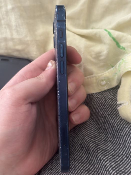 Продается iPhone 12 64 gb