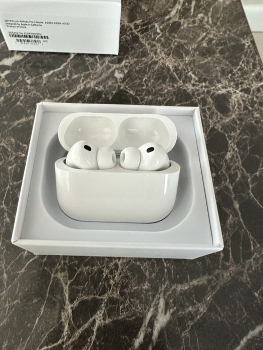 AirPods 3 pro.