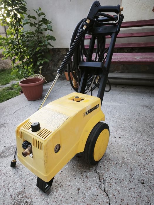 Aparat de spălat cu presiune Karcher HD890
