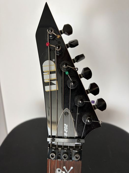 Китара ESP LTD KH-202 с адаптери Seymour Duncan