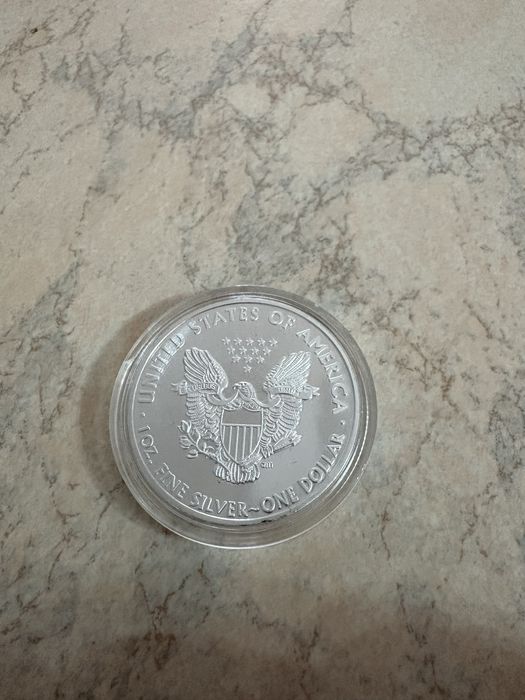 Сребърна монета американски орел 1oz