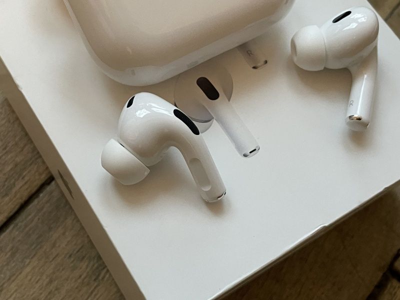 Наушники AirPods Pro
