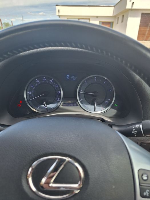 LEXUS IS 200 diesel