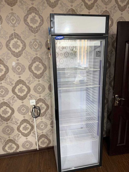 Продам холодильник