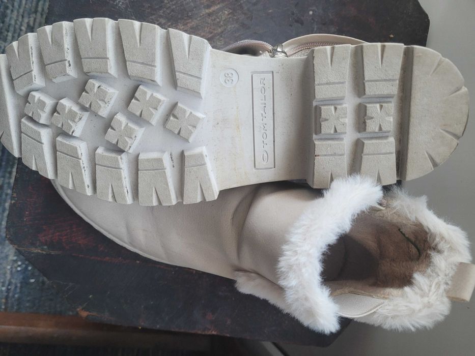 cizmulite de iarna nr 38