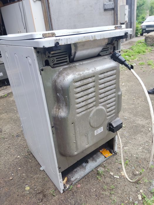 Электроплита Индезит в отличном рабочем состоянии