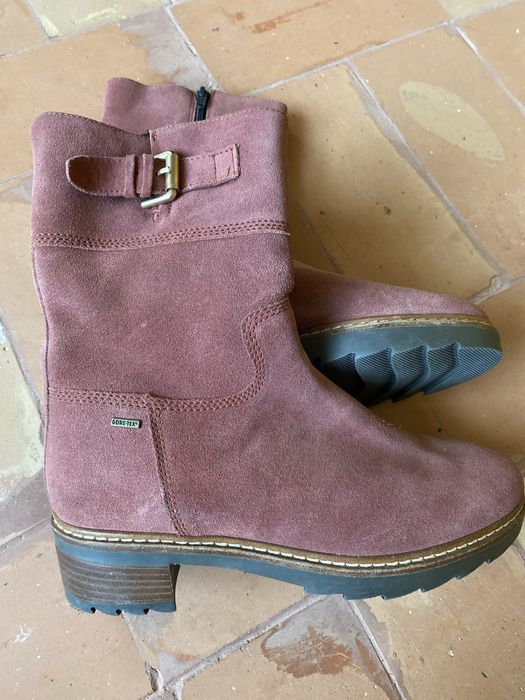 Cizme imblanite din piele intoarsa