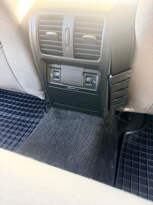 Volkswagen Passat B6 3C - An 2010 - 2.0 TDI 170CP - Automata - Clima/Trapa/Bancheta Incalzita
