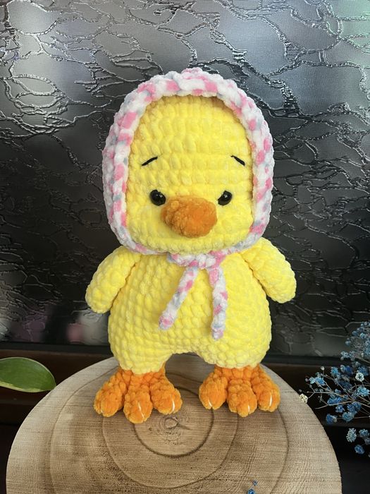 Плетена играчка пиленце