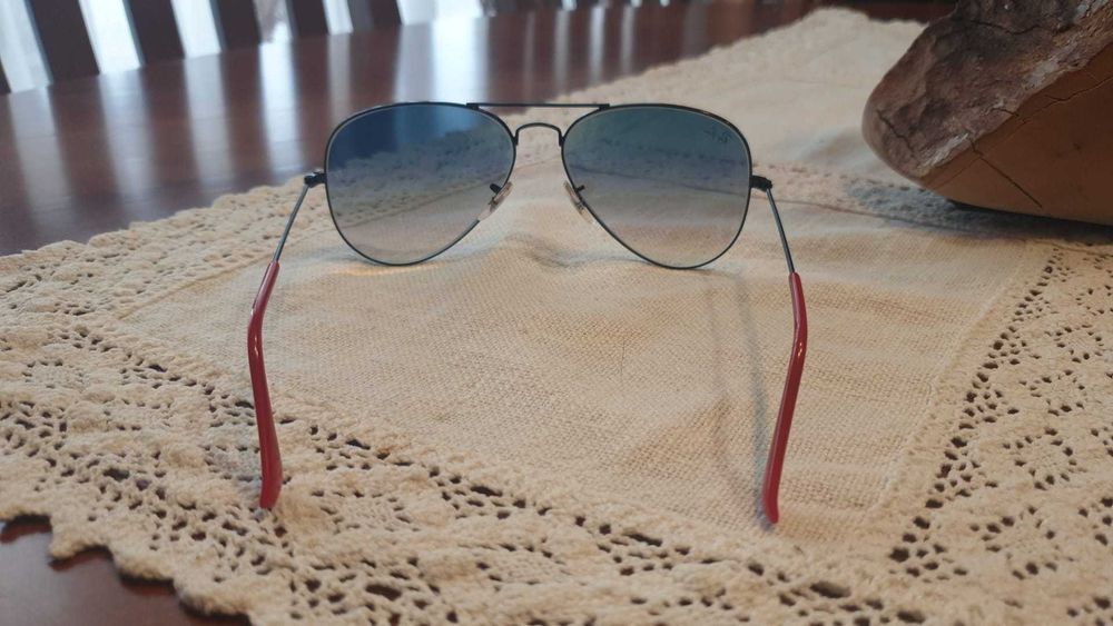 Ochelari de soare noi