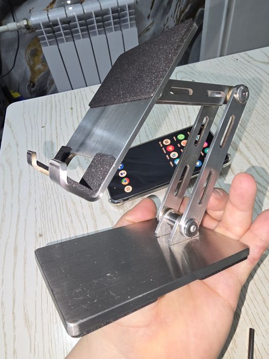 Подставка Держатель Телефона Планшета из нержавеющей стали весом 1 кг