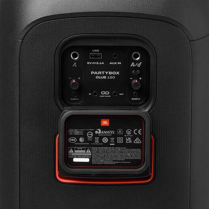 Vând boxa jbl PartyClub 120