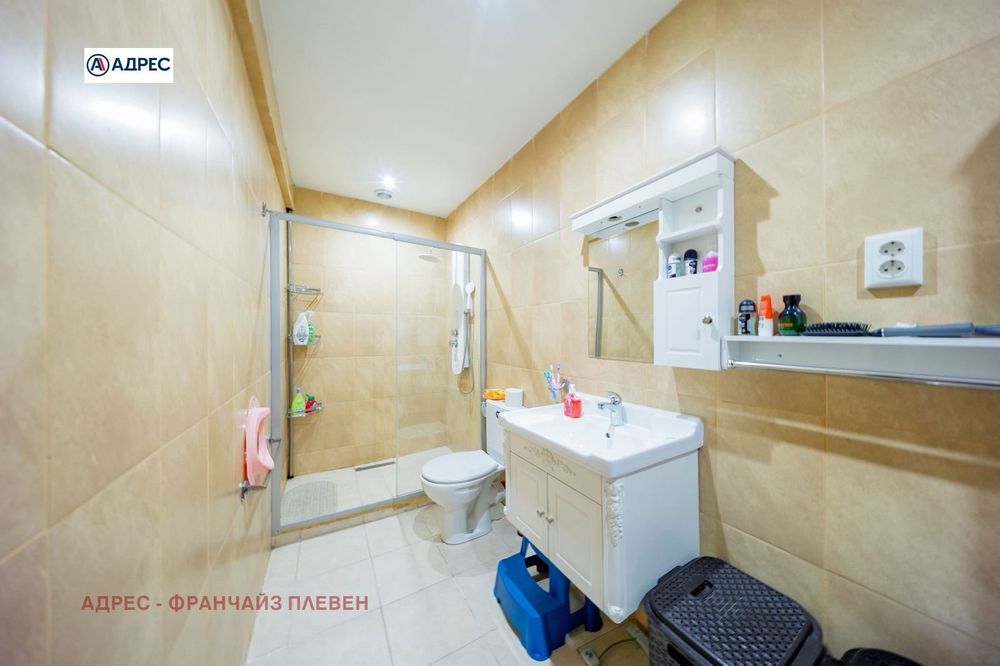 Многостаен в Ловеч-Младост площ 343 цена 150000