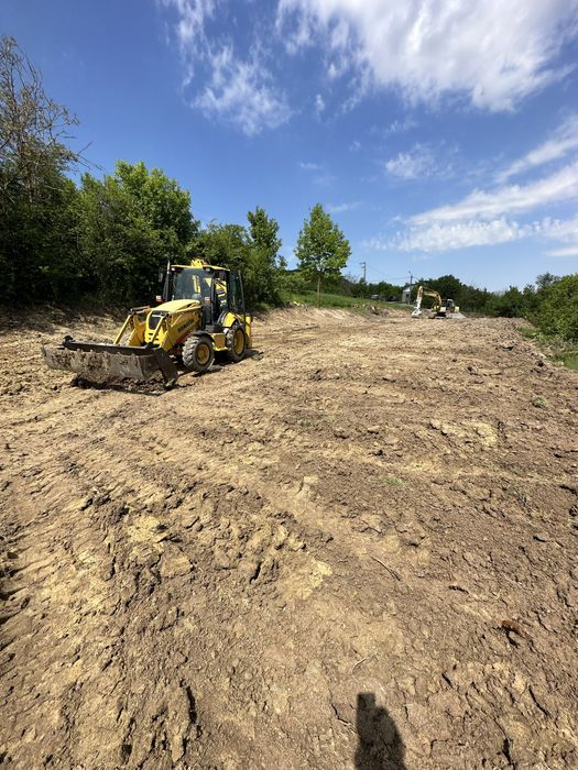 buldoexcavator diverse lucrari santuri terasamente demolari