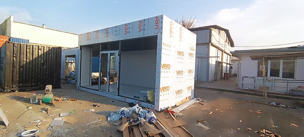 Контейнеры под магазин