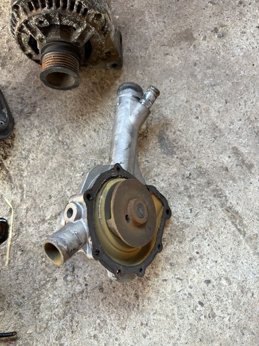 Части за мерцедес Е класа