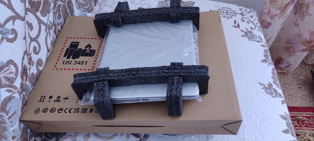 Продам новый не вскрытый ноутбук