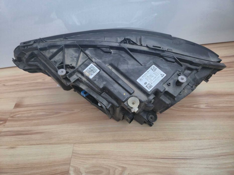 Far Dreapta Mercedes CLA W118 Multibeam An 2019 - 2024 cod A1189067001