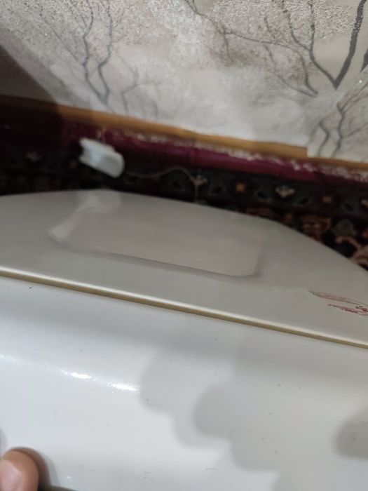 Туалетный бачок новый