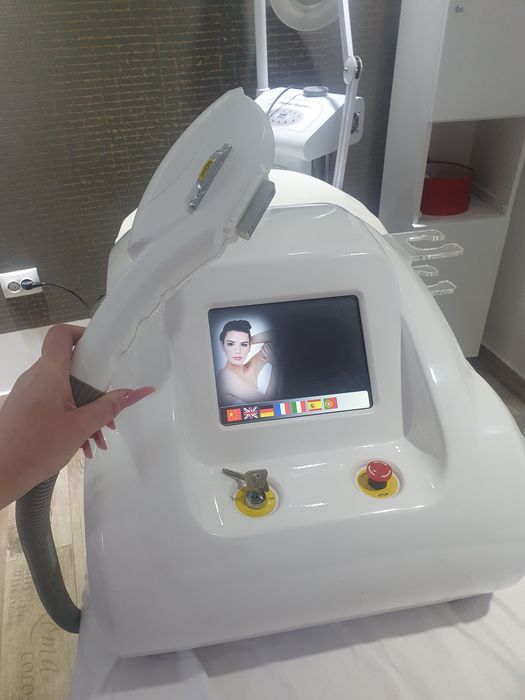 Aparat de epilare definitivă