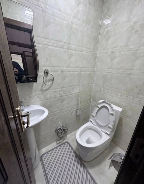 на: Бадамзар Юнусабадский район Ор.р: нотариус