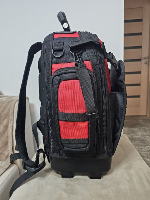 Rucsac milwaukee packout nou.Sculele nu sunt incluse