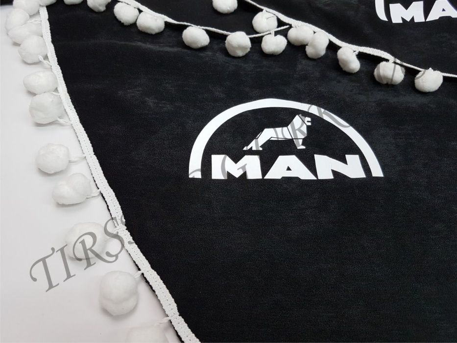 Комплект декоративни пердета с топчета МАН/MAN камиони